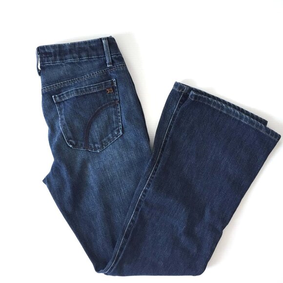 Joe's Jeans Visionaire in Camille Wash Boot Leg Cut in Med Blue. - Picture 13 of 13